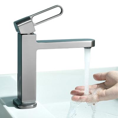 China Chrome Brass Zinc Alloy Faucet Tap Fittings Bathroom Hot & Cold for sale