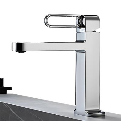 China Polished Chrome Zinc Alloy Faucet Single Hole Metered For Bathroom for sale