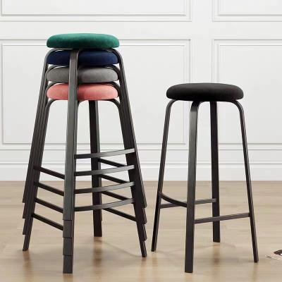 China Modern Coffee High Stool Chair Bar Stool Soft Seat Solid Wood Bar Stools for sale