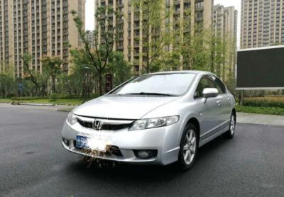 China ISO Stable Silver Automotive Spray Paint , Chemical Resistant Auto Lacquer Paint for sale