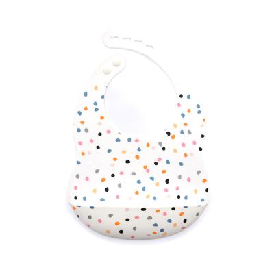 China Child Safe Food Catcher Non BPA Baby Silicone Bib Eco Friendly for sale