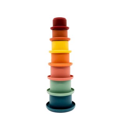 China Tazas libres Toy For Early Educational Develop de la jerarquización del silicón de BPA en venta