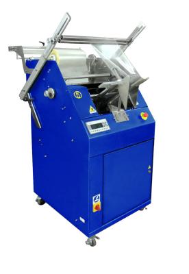 China 220V/50HZ Shrink Wrapping Machine 400kg For Width 600mm Film for sale