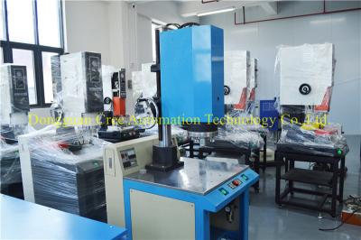Chine Machine de soudure en plastique durable d'à haute fréquence 220V pour le matériel de PE de l'ABS POM à vendre