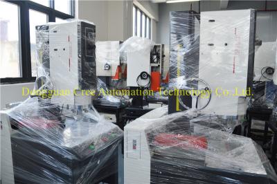 Chine Machine de soudure à haute fréquence des véhicules à moteur de PVC 220V universelle à vendre