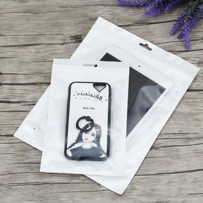 China Wholesale Resealable Plastic Transparent Window Zipper Bag For Packing Phone Case for sale