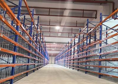 China High Strength Wire Pallet Rack High Capacity Storage With 700-1500mm Depth for sale