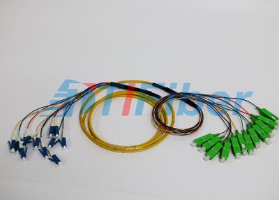 China 0.9m m multifibra, cordón de remiendo de la fibra óptica de los conectores de 2.0m m SC/LC/FC/ST/MTRJ en venta