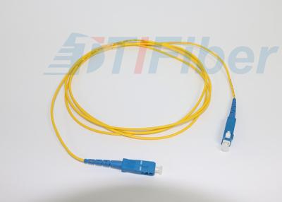 China Modo a una cara del cordón de remiendo de la fibra del SC/del UPC solo para la red de FTTH, modificado para requisitos particulares longitud en venta