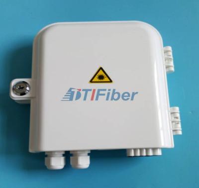 China FTTH 8 port PLC Fiber optic Splitter Box Wall pole Mounted Outdoor Distribution Box for sale