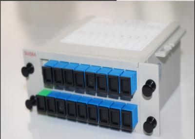 Chine cassette de boîte de 1x16 LGX insérant le diviseur de PLC, diviseur optique de PLC de fibre de 16 ports à vendre