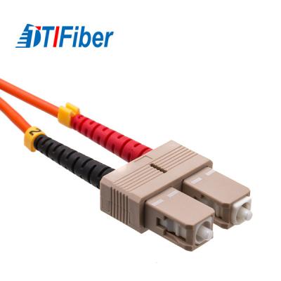 Chine Perte de rendement élevé optique de corde de correction de fibre de SC-SC avec le connecteur du SM millimètre de Sc UPC de St de LC FC à vendre