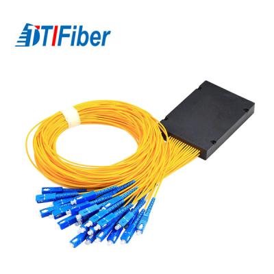 Chine Diviseur audio optique en forme de boîte de câble d'ABS, diviseur de fibre multimode de PLC 1x32 à vendre