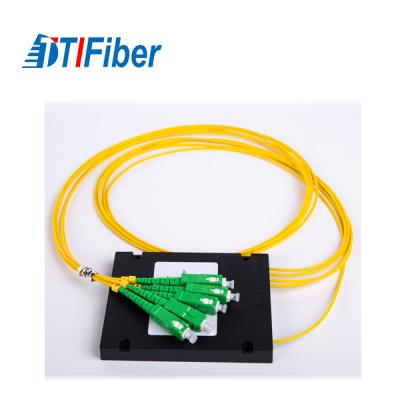 Chine connecteur optique du PC UPC du câble SC/APC de PLC 2.0mm de diviseur de fibre de coupleur de l'ABS 1X4 à vendre