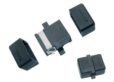 中国 ジルコニア MPO カセットのための黒いプラスチック ハウジングの繊維光学のアダプター 販売のため