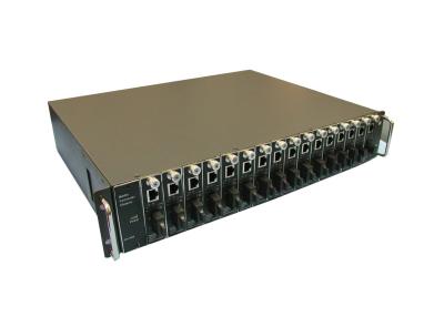 China 16slots 2 U Rack Mount Fiber Optic Media Converter with automatic switch for sale