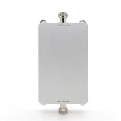 China 2W Indoor WiFi Wlan Booster , N Connector WiFi Signal Repeater for sale