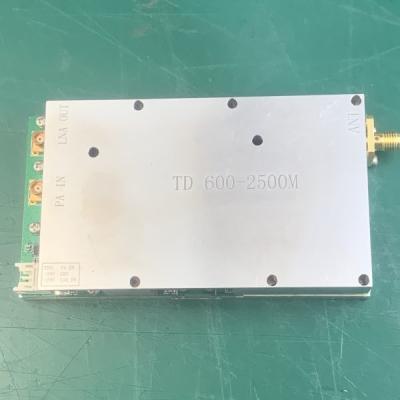 China 2W COFDM Signal Booster Broadband Amplifier 24V 600MHz 2500MHz TDD Mode LTE for sale