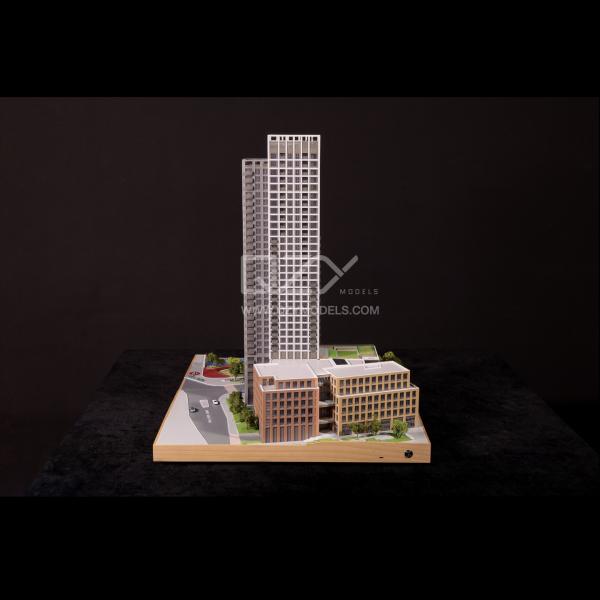 Quality Electronic Control and Illumination 1/200 British Land Model Architectural Scale for sale