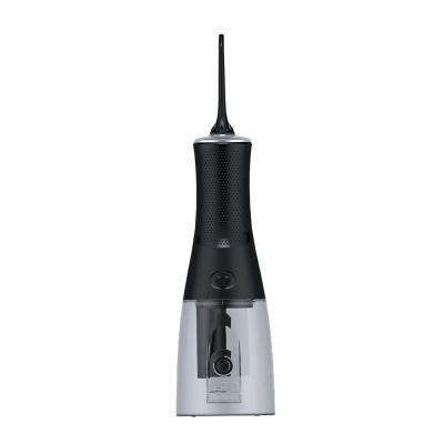China Flosser de agua inalámbrico USB Irrigador oral Home Set 1400mAh Dental Flosser Fc152 en venta