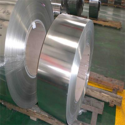 China AISI ASTM gegalvaniseerd stalen strip Gi spoelplaat 0,11-5,0 mm Dikte Te koop