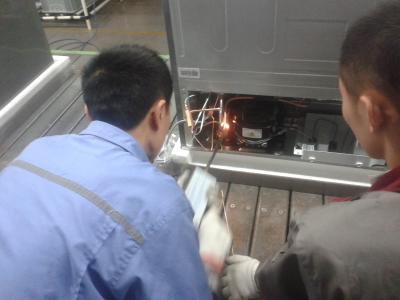 中国 電子冷凍の電気器具の管の安全の高周波溶接装置 販売のため