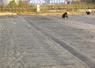 China Coated Bitumen Biaxial Plastic Geogrid 10-100kn/M for sale