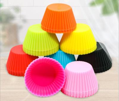 China BPA Free Silicone Cupcake Mold Colorful Silicone Baking Cups 7x3.2x4.5mm for sale