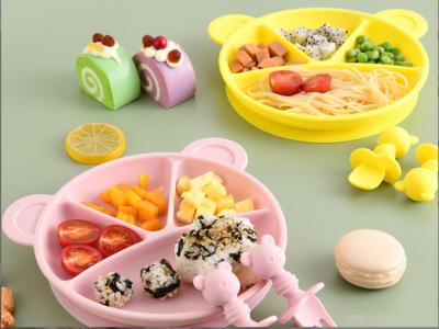 China Bear Shaped Silicone Section Plate BPA Free Silicone Divided Suction Plate With Lid for sale