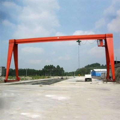 China Electric MH Cantilever Gantry Crane Span 7.5m~35m With Electric Hoist en venta