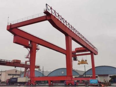 China Outdoor Rail Mounted Gantry Crane Electric Hoist Container Lifting 40 Ton 50 Ton for sale