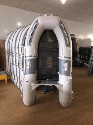 China Small Inflatable Sport Boat Flexible Floor 230 Cm With 2 - 75HP Outboard Engine for sale
