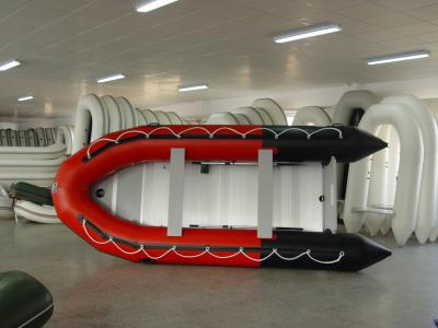 Chine Bateau à voile se pliant gonflable du kilogramme 410 cm du bateau 86 de sport de pleines couleurs pour la patrouille à vendre