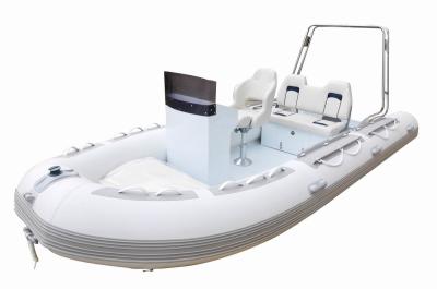 China Durable Luxury Aluminum Rib Boat 216 Cm Width Impermeable Heavy Duty Deep - V Alloy Hull for sale