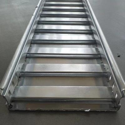 China 0.8-2.0mm Corrugated Cable Tray Steel / Aluminum For Cable Management System for sale