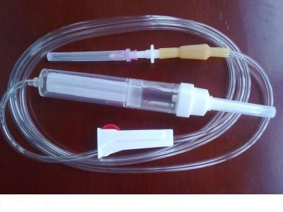 China 30mm Disposable Blood Transfusion Set Transparent 60 Drops/Ml 150cm for sale