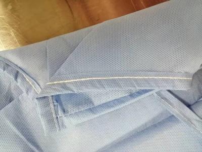 Chine Robe fonctionnante médicale de vert bleu d'habillement, robe chirurgicale ultrasonique ou robe chirurgicale de couture à vendre