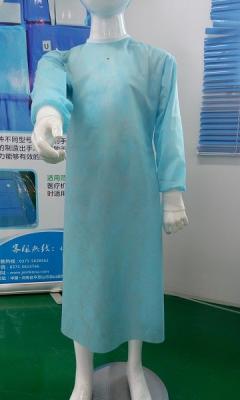 China Durable Disposable Isolation Gowns Low Linting Material Poly-Reinforced for sale