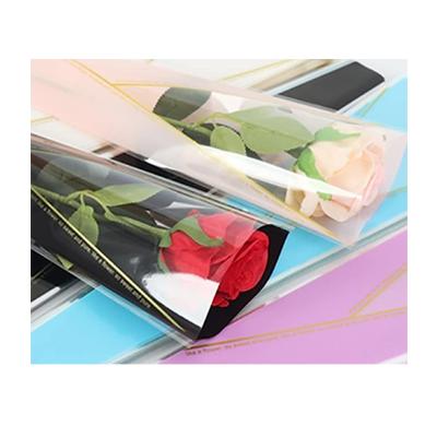 China Perforated Eco Pp Cellophane Flower Bouquet Sleeves Customised Printed Transparent à venda