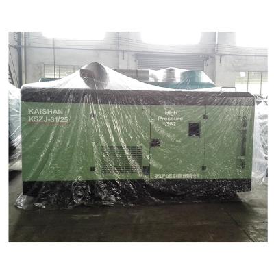 China Kaishan 25bar 31CBM water well drilling diesel engine screw air compressor prices for sale