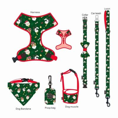 China Christmas Collar Leash Harness Set Soft Pet No Pull Adjustable Dog Harness Leash à venda