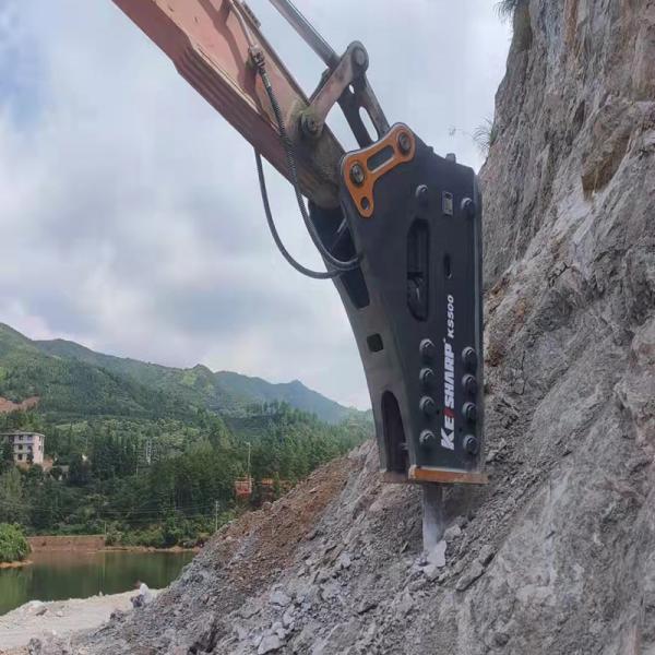 Quality 195mm Chisel Hydraulic Crushing Breaker for Construction Construction Accessorie for sale