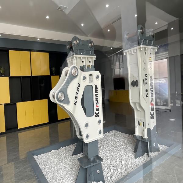 Quality 1900Kg Excavator Box Type Hydraulic Breaker For Construction for sale