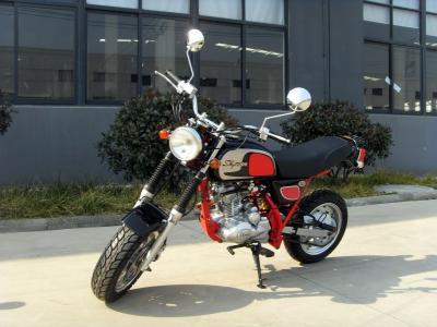 中国 50cc古典的な広いハンドルバー/速度計および表示ランプが付いている小型土のバイクのオートバイ 販売のため