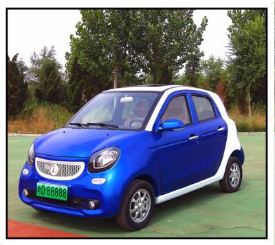 Chine 4 sièges ont motorisé le style futé de benz du chariot de golf 5kw 6v 220ah avec 180 Portée en km à vendre