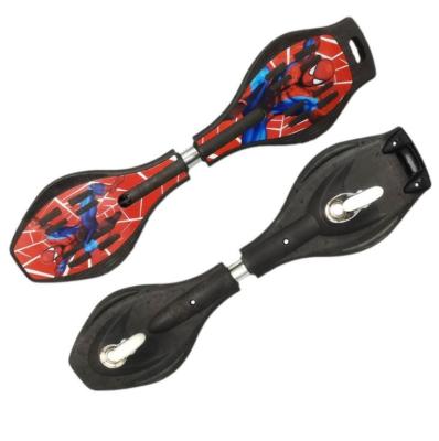 China Monopatín de la rueda del waveboard dos del ripstick del diseño del hombre araña de YOBANG para los juguetes de los niños en venta