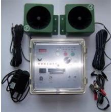 China AC Power Input Ultrasonic Bird Repeller , Bird Repellent Ultrasonic Devices For Orchard / Farm for sale