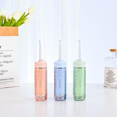 China Rechargeable Portable Oral Irrigator , Toothpick Water Flosser With 225ml Water Tank for sale