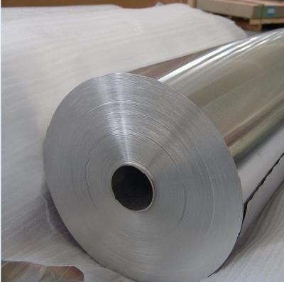 China Recyclable Kitchen Aluminium Foil For Baking / Cooking 12.7mic Withstand High Heat for sale