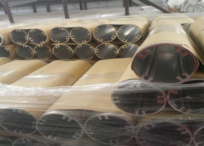 Chine Les accessoires en aluminium de bandes de tube en aluminium fait sur commande d'extrusion lambrissent la lumière de LED à vendre